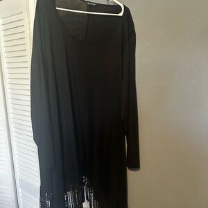 BloomChic Black Long Sleeve Tunic with Crochet Fringe